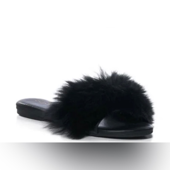 Foxy Basic Fur Flat Sandal - Picture 3 of 6